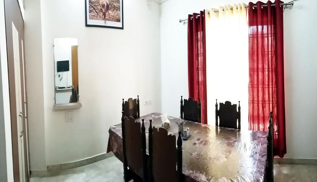 Sadhna Guest House Bhopal Esterno foto